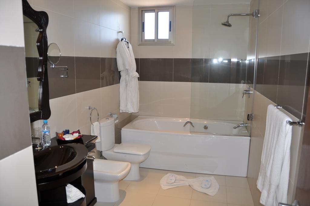Hotel Omeya Martil Ruang foto